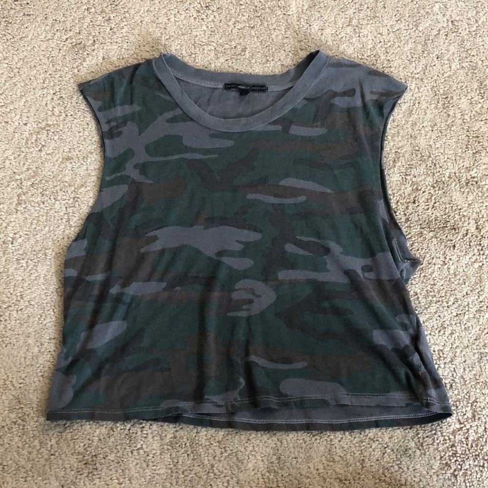 URBAN OUTFITTERS ARMY PRINT MUSCLE TANK